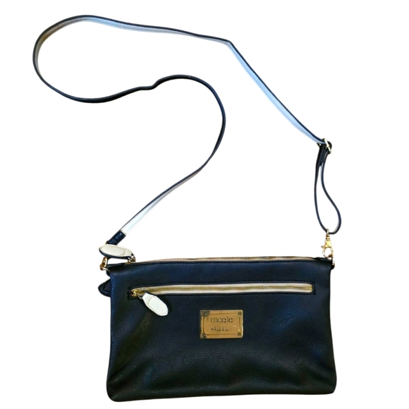 Nicole Miller Large Reversible Multi Zip Pocket Crossbody Clutch - Picture 1 of 5
